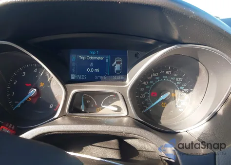 2012 Ford Focus Se z USA, uszkodzony, nr VIN 1FAHP3K25CL432350